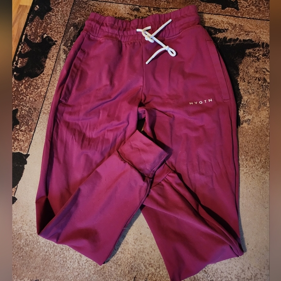 NVGTN SWEATS - Picture 2 of 4